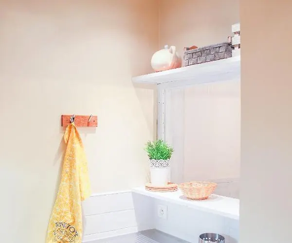 Nid Douillet A Proximite Des Pistes *